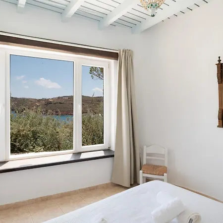 Agios Sostis Dove House *